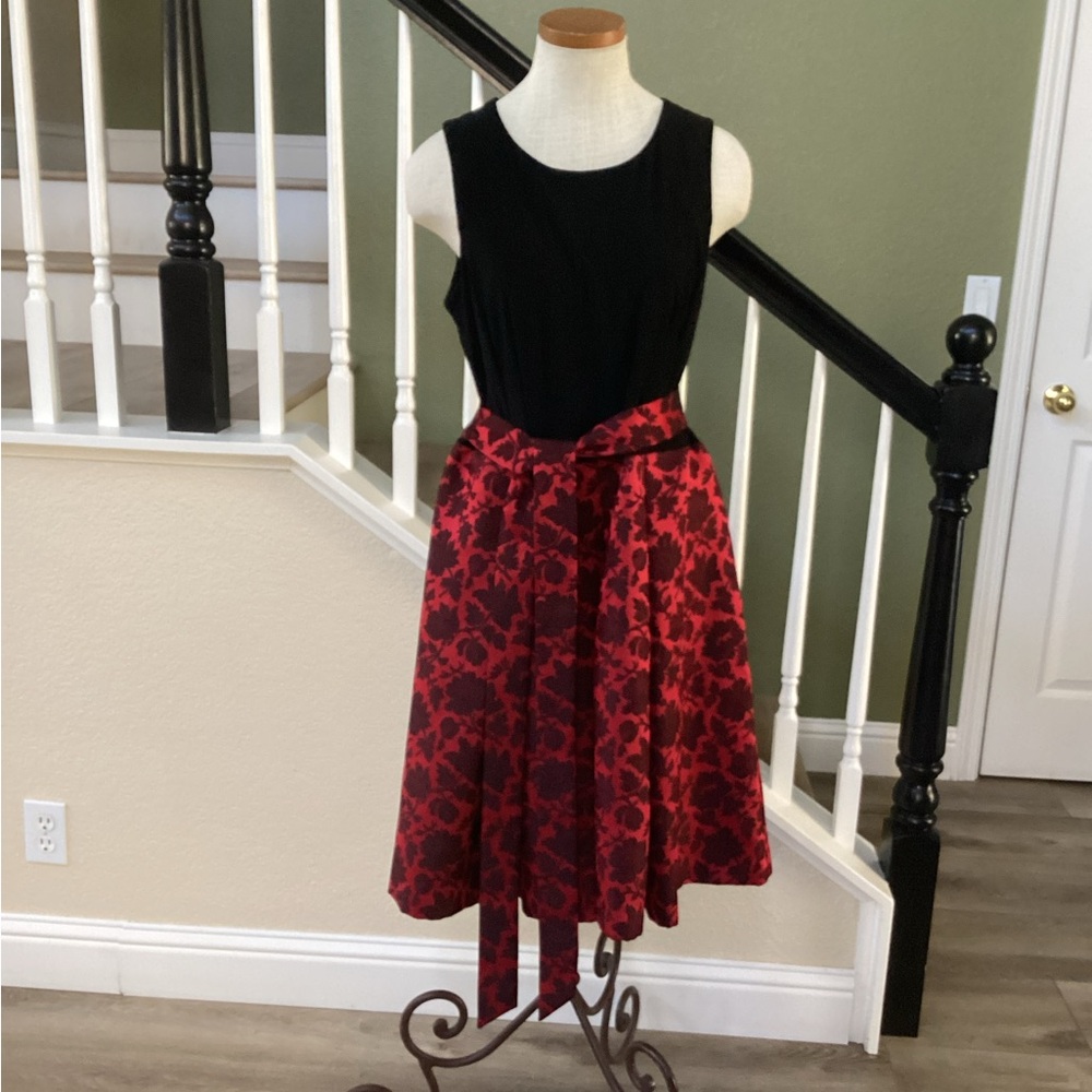 Madison Leigh Black and Red Floral Dress